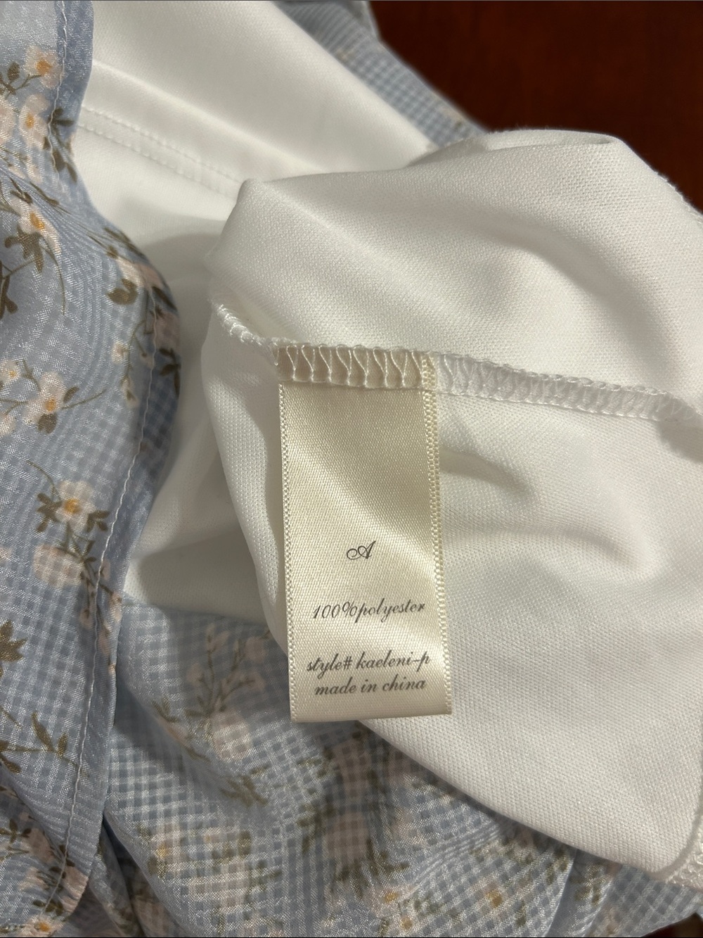 ARULA White and Blue Tiered Floral Print Dress-Size A (1X-16/18) - Picture 6 of 6